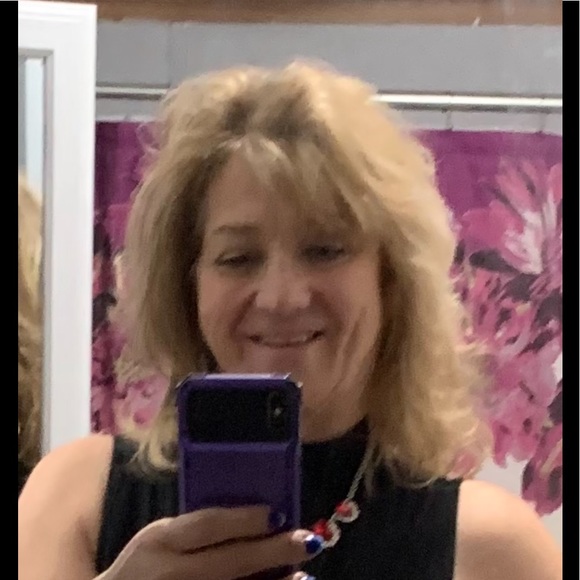 Meet your Posher, Shawna - Picture 1 of 1